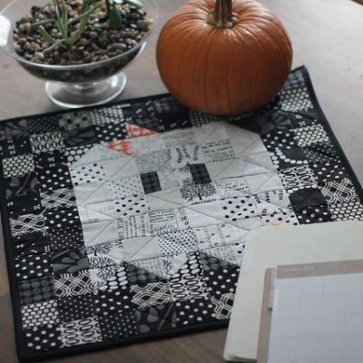 Boos and Ghouls: Finishing {Quilt Along}