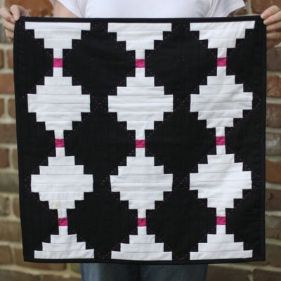 Mini Courthouse Stairs Quilt {Finish}