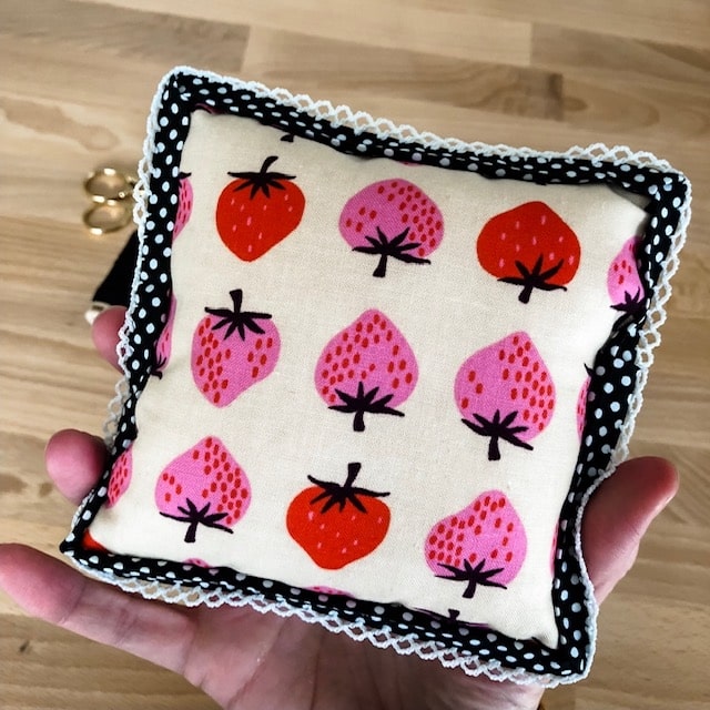 Bryan House Quilts, Strawberry Pin Cushion